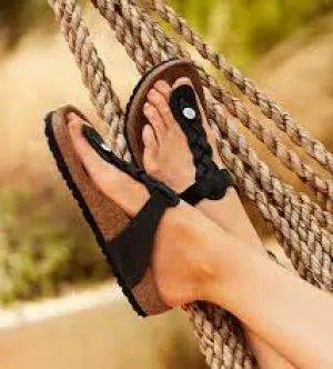 BIRKENSTOCK WOMENS GIZEH BRAIDED SANDAL (BLACK)